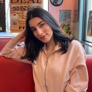 Meet your Posher, Leyan